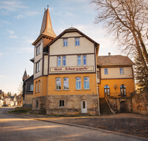 Gastronomie in Neuhaus am Rennweg 329.000,00 € 1100 m²