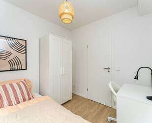 WG-Zimmer in Berlin 580,00 € 6 m²
