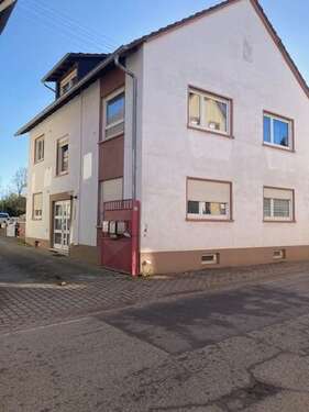 Foto - Haus zum Kaufen in Freisbach 625.000,00 € 280 m²