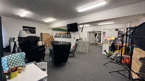 Foto - Einzelhandel in Schwarzheide 911,00 € 120 m²