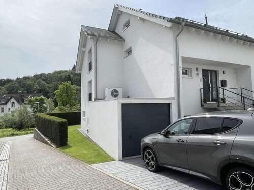 Foto - Haus zum Kaufen in Baden-Baden 898.000,00 € 231.68 m²