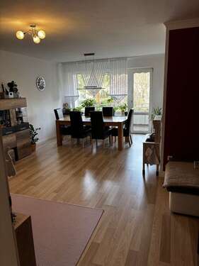 Foto - Wohnung zum Mieten in Duisburg 550,00 € 77 m²