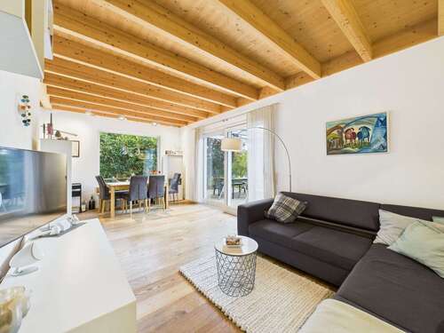 Foto - Haus zum Kaufen in Usingen 795.000,00 € 147 m²