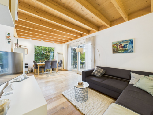 Foto - Haus zum Kaufen in Usingen 850.000,00 € 147 m²