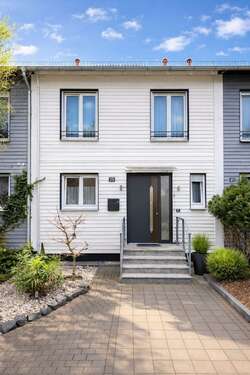 Foto - Haus zum Kaufen in Raunheim 619.000,00 € 144 m²