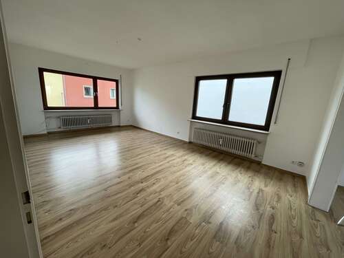 Foto - Wohnung zum Mieten in Mülheim-Kärlich 850,00 € 84.86 m²