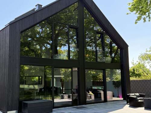 Foto - Haus zum Kaufen in Isernhagen 1.474.500,00 € 295 m²
