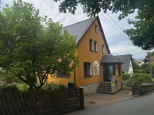 Foto - Haus zum Kaufen in Auerbach 153.000,00 € 113 m²