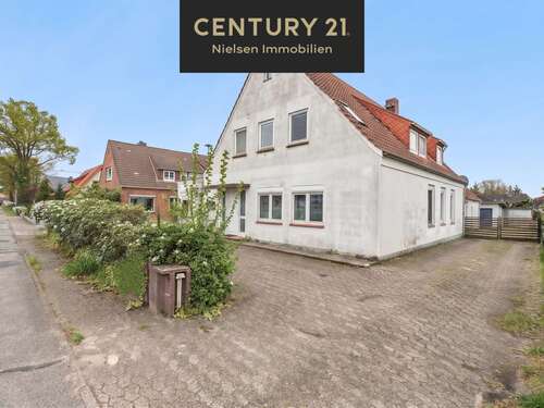 Foto - Haus zum Kaufen in Lunestedt 229.000,00 € 284 m²