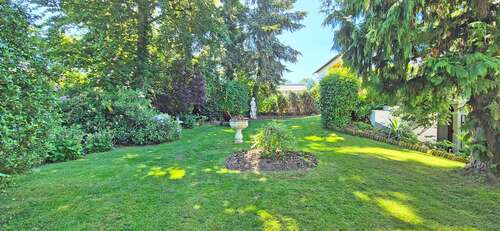 Foto - Haus zum Kaufen in Idstein 889.000,00 € 223.43 m²