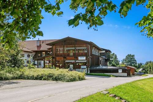 Foto - Halle in Siegsdorf 550.000,00 € 1061 m²