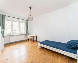 WG-Zimmer in Berlin 680,00 € 18 m²
