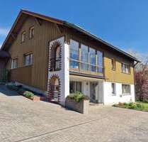 Haus zum Kaufen in Creußen 470.000,00 € 237.3 m²