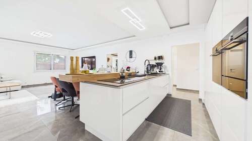 Foto - Haus zum Kaufen in Wehringen 690.000,00 € 121.16 m²