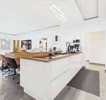 Haus zum Kaufen in Wehringen 690.000,00 € 121.16 m²