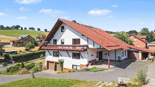 Foto - Haus zum Kaufen in Alheim 399.000,00 € 345.38 m²