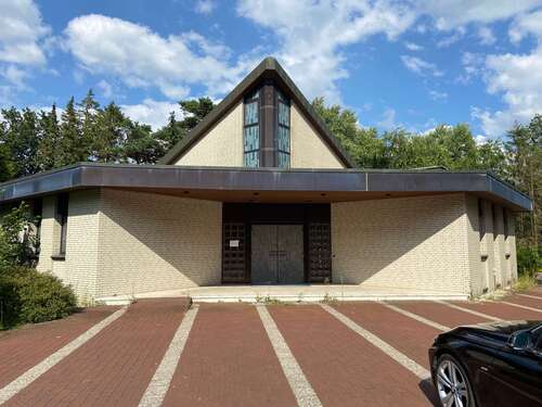 Foto - Haus zum Kaufen in Hemmoor 240.000,00 € 260 m²