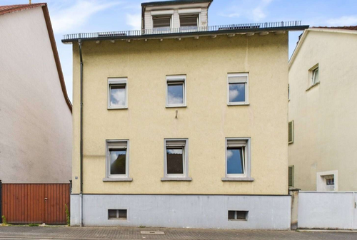 Foto - Haus zum Kaufen in Bad Homburg 725.000,00 € 242 m²
