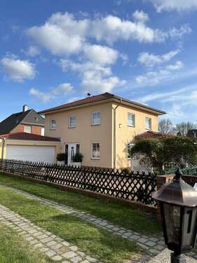 Foto - Haus zum Kaufen in Hohen Neuendorf bei Berlin 799.000,00 € 140 m²