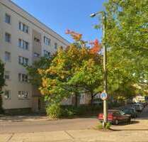 Wohnung zum Mieten in Halle 385,00 € 60.87 m²