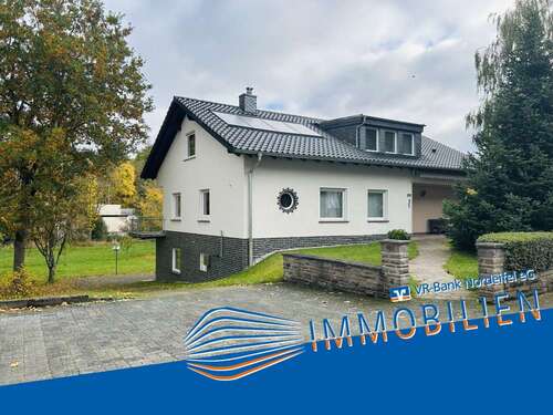 Foto - Haus zum Kaufen in Blankenheim 359.000,00 € 172.51 m²