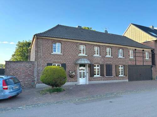 Foto - Haus zum Kaufen in Wegberg Bischofshütte 429.000,00 € 186 m²