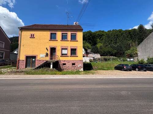 Foto - Haus zum Kaufen in Beckingen 154.000,00 € 160 m²