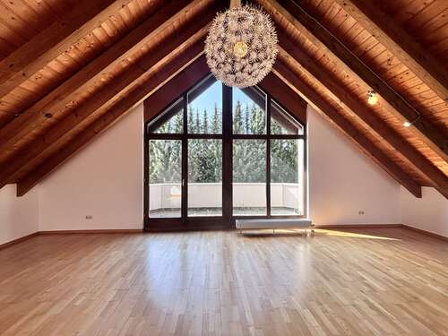 Foto - Wohnung zum Mieten in Münsingen 720,00 € 97 m²