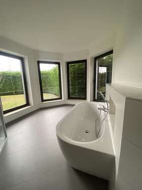 Foto - Wohnung zum Mieten in Magdeburg 1.450,00 € 136 m²