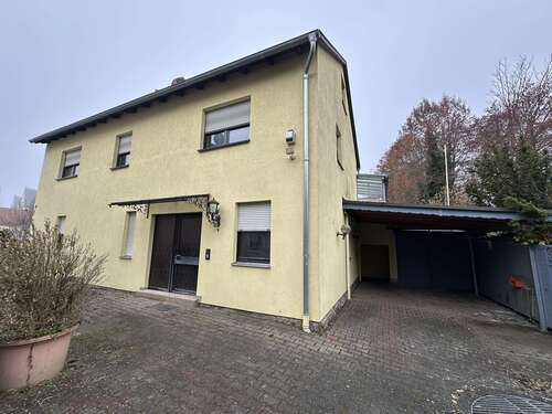 Foto - Haus zum Kaufen in Münnerstadt 165.000,00 € 180 m²