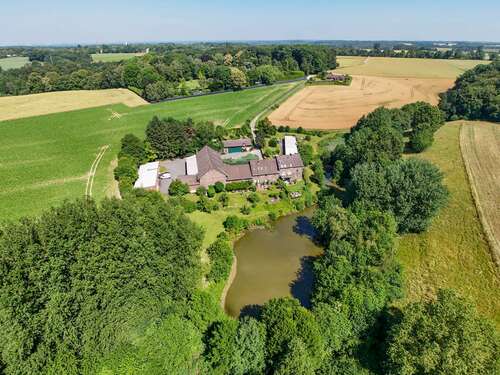 Foto - Grundstück zu verkaufen in Düsseldorf 10.200.000,00 € 370127 m²