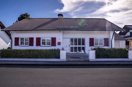 Foto - Haus zum Kaufen in Germaringen 875.000,00 € 194 m²