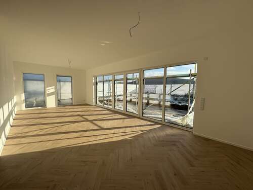 Foto - Wohnung zum Mieten in Elsenfeld 2.100,00 € 140 m²