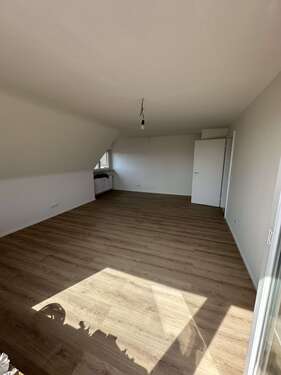 Foto - Wohnung zum Mieten in Ditzingen-Hirschlanden 1.040,00 € 76.5 m²