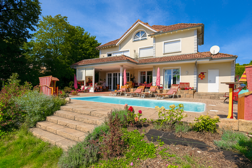 Foto - Haus zum Kaufen in Leichlingen 1.785.000,00 € 374 m²