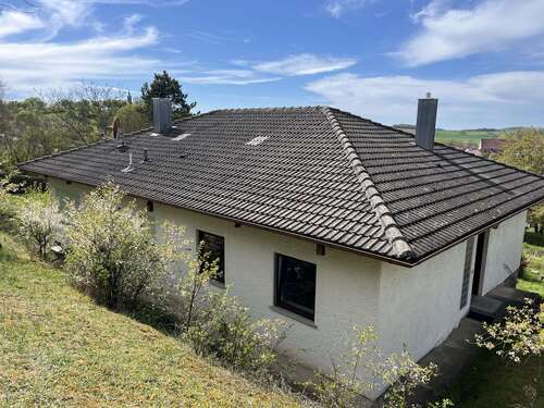 Foto - Haus zum Kaufen in Stadtlauringen 295.000,00 € 155 m²