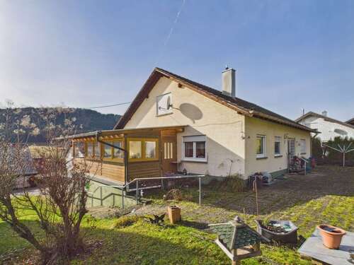 Foto - Haus zum Kaufen in Reichenbach am Heuberg 279.000,00 € 170 m²