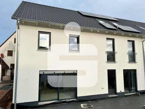 Foto - Haus zum Kaufen in Langensendelbach 580.000,00 € 126 m²