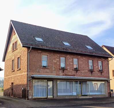 Foto - Haus zum Kaufen in Fischbach 339.000,00 € 180 m²
