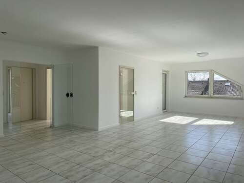 Foto - Wohnung zum Mieten in Kaiserslautern 1.800,00 € 196 m²