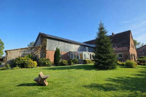 Foto - Haus zum Kaufen in Neuenkirchen 549.000,00 € 245 m²