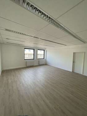 Foto - Büro in Bremen 1.742,50 € 170 m²