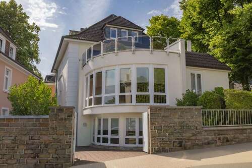 Foto - Haus zum Kaufen in Remscheid 849.000,00 € 329 m²