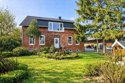 Foto - Haus zum Kaufen in Freiburg (Elbe) 649.000,00 € 204 m²