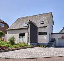 Haus zum Kaufen in Bestwig 285.000,00 € 172 m²