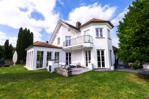 Foto - Haus zum Kaufen in Höchberg 1.390.000,00 € 270 m²
