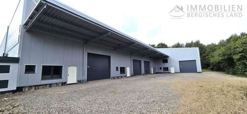 Foto - Halle in Radevormwald 2.750.000,00 € 1600 m²