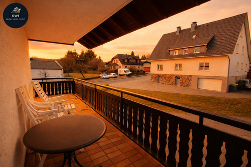 Foto - Haus zum Kaufen in Hallenberg 329.000,00 € 300 m²