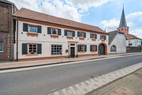 Foto - Haus zum Kaufen in Schwalmtal 465.000,00 € 220 m²