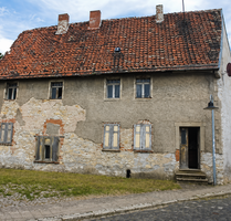 Haus zum Kaufen in Hecklingen OT Cochstedt 50.000,00 € 120 m²